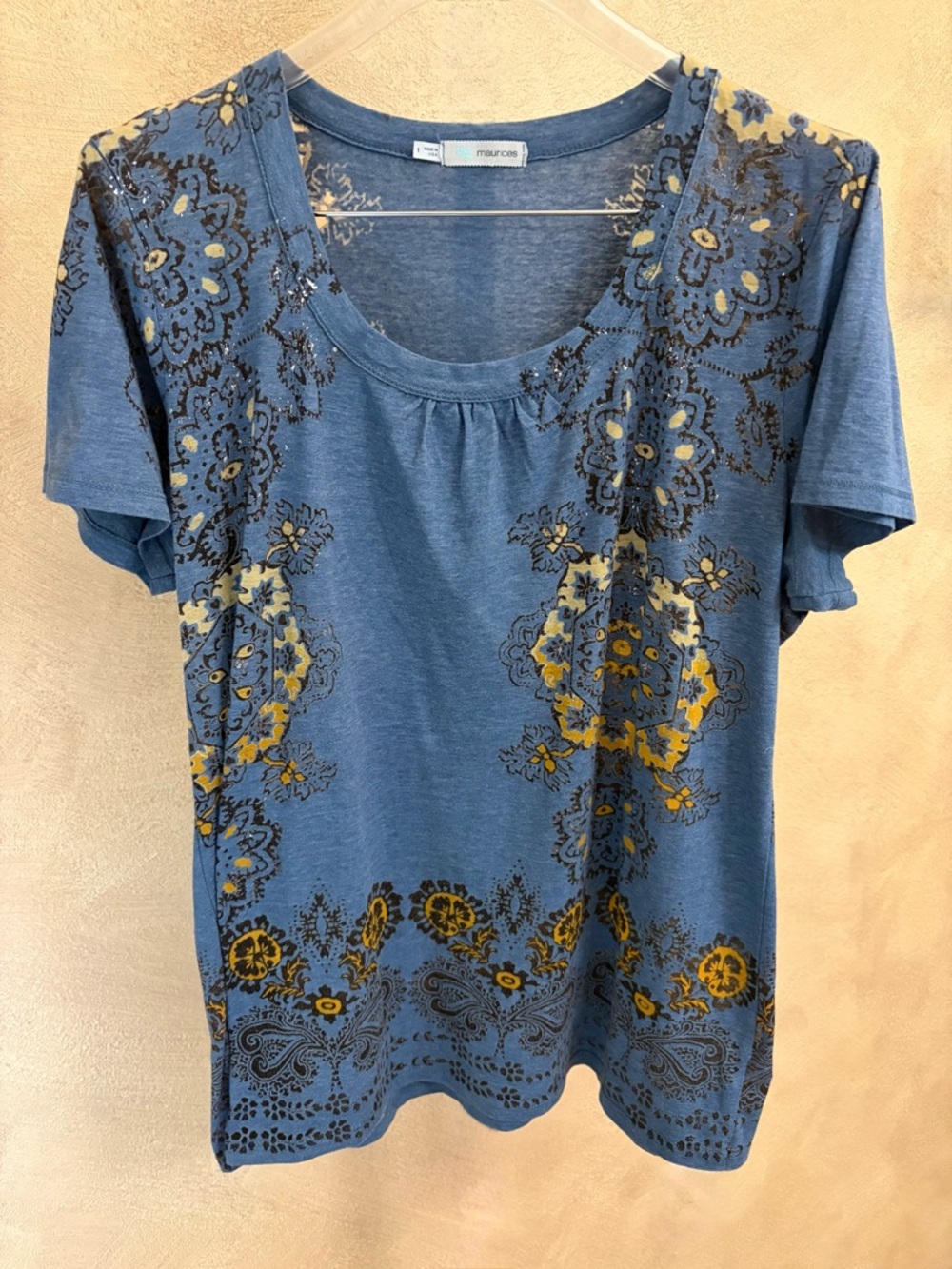 Maurices 1X Blue Floral Short-Sleeve Scoop Neck Top